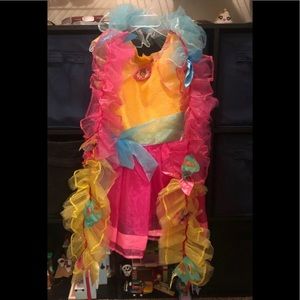 4-6x fancy Nancy dress and boa